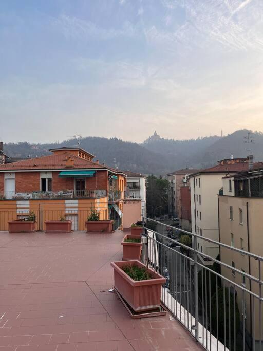 볼로냐 Attico Vista San Luca 아파트 외부 사진